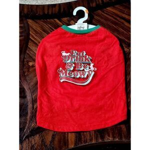 NWOT MERRY AND BRIGHT CHRISTMAS CAT TEE